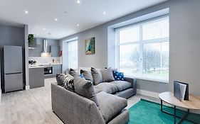 Modern 2Br Apartment